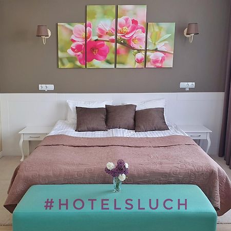 Hotel Sluch Starokostyantyniv Extérieur photo