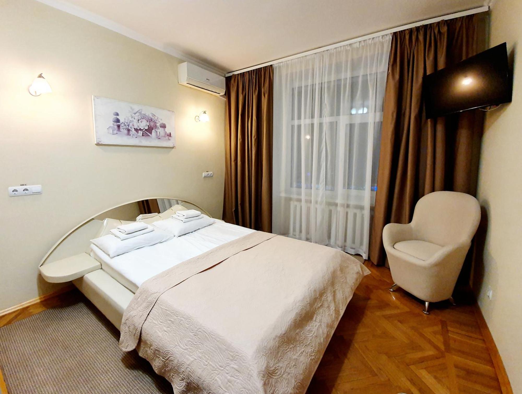 Hotel Sluch Starokostyantyniv Chambre photo