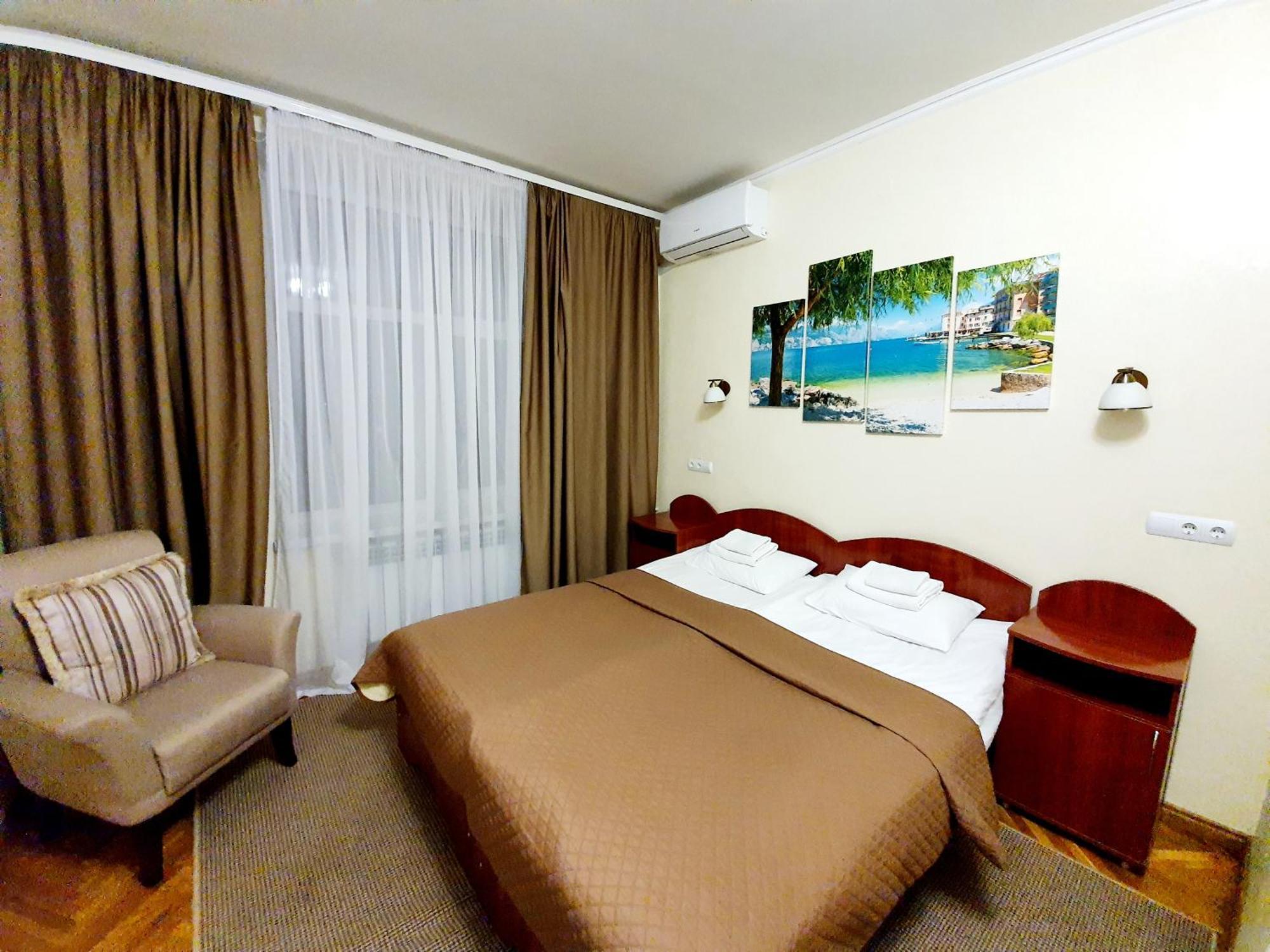 Hotel Sluch Starokostyantyniv Chambre photo